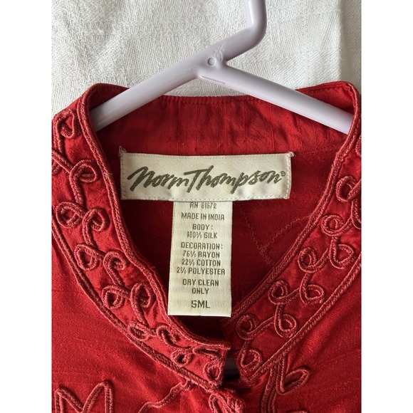 Norm Thompson Embroidered Silk Jacket Button Up Red Small Ornate Asian Inspired - Picture 3 of 5